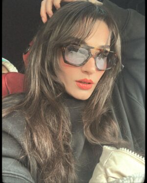 Asena Girişken Instagram - Çiçek gibi🌹