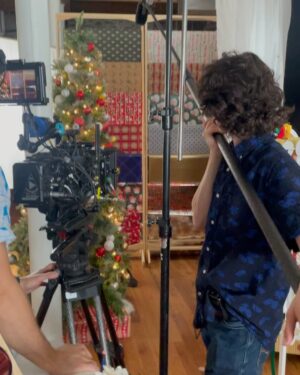 Ashley Newbrough Instagram - BTS part three of Unwrapping Christmas - Lily’s Destiny now streaming on @hallmarkplus ! 🎁🪐✨