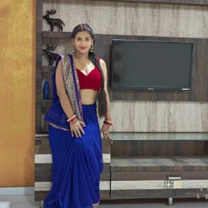 Ayushi Bhowmick Instagram - #shoot 
#beauty 💙💙
#💙💙💙✨✨✨
#blessed
#💙💙💙💙💙