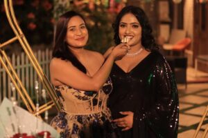 Ayushi Bhowmick Instagram - Special day🌸🎂♥️#ʜᴀᴘᴘʏʙɪʀᴛʜᴅᴀʏᴛᴏᴍᴇ #birthdaygirl #party #partyallnight#GangBang #lovelyday❤️
