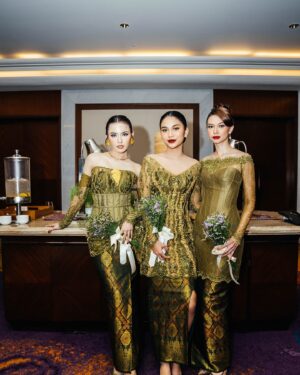 Azizah Salsha Instagram - 💚🖤 #amomentThorecAll