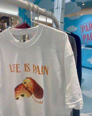 Banita Sandhu Instagram - life is pain (au chocolat & vindaloo) 🫦