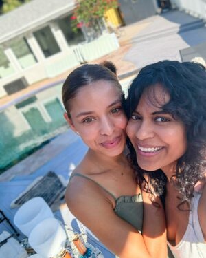 Brytni Sarpy Instagram - Do you rememba.. the twenty first night of Septembaaa? 🥹💫

Thank you to my community for celebrating with me.

Thank you Chef @sushi_8eight_ryo  for a delicious 2nd year Omakase tradition…🍣😋

Thank you @amplifiedyoga and @soundwithsara for sharing your light, love, talent, and energy…😌

Thank you PPC @lukebaines @_hichristina @dhyanibella  for helping me, when I said I didn’t need any help. Typical Virgo.

Thank you insta community for always showing your girl, big love. Sending it back. Always. 🤗🩷