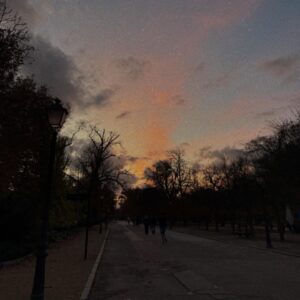 Carla Baratta Instagram - Un martes cualquiera en esta mágica ciudad 🤍 Madrid de mi corazón.