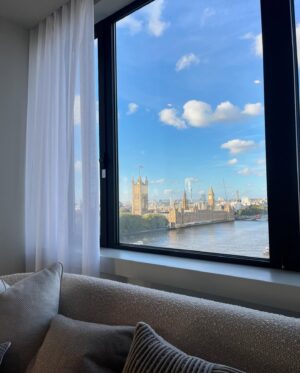 Caroline Winberg Instagram - Last week! Lots of work, travel, friends and finally relaxing in the sun ☀️