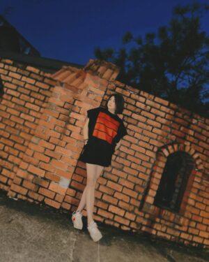 Chen Liping Instagram - After a cuppa ☕ from Day to Night 🌞🌛❤️
An impromptu of Daylight to Spotlights ✨✨✨ 

#Impromptu #Model
#TestShot #FlashMode #Exposure-0.7
#PTL