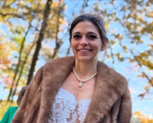 Clare Grant Instagram - Congratulations to @lisabertagna & @logan.hanna.sounds!!! What an honor it was to marry one of my oldest and dearest friends to a man who absolutely adores and cherishes her. Lisa, my love, my most magical friend, thank you for trusting me with this sacred duty. It was a magical winter dream- just like you. ✨