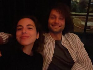 Cristina Rodlo Instagram - Happy Thanksgiving y’all!! 🦃🍾
 I don’t usually post anything about my private life but since most of my friends are in the industry I’ll make an exception today. 
I want to say thank you to these amazing humans that had been with me throughout this year (many of them had been with me through the years)  and I’m very lucky to call them my friends and my family. I just want to say how grateful I feel and I am to share this path with all of you ❤️ all of you had made the journey more pleasant, incredibly more fun and in the really hard times more bearable. Thank you all for being there in the good, in the bad. Thank you for listening to the same stories over and over again 😓😂🙄, thank you for the support, the love, the advice, and most of all thank you for never judge. I love you all!! 
@campanit necesito fotos contigo!!! 
@carmenbeatok y contigo madre!!! Me faltas tú ahí!!

And to all of you who are reading this, if you’re going through a hard time, remember that this too shall pass. Everything keeps moving and the sun always comes up. Nothing last forever not the good and definitely not the bad. Things will get better and remember you’re never ever alone. We’re all in this journey together. 
Happy thanksgiving everyone 🥰❤️❤️‍🩹🤍

#happythanksgivng