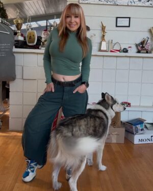 Cynthia Rothrock Instagram - Every video or interview I do Stinky has to get in it 😂Wishing you a BLESSED weekend