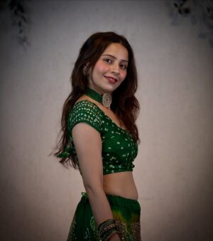 Damini Dave Instagram - I was both loved and hated for being upfront. But I was just being myself.

#daminidave #photoshoot #indian #look #ootd #vibes #positivity #instagram #igers #photography #instalike #instafashion