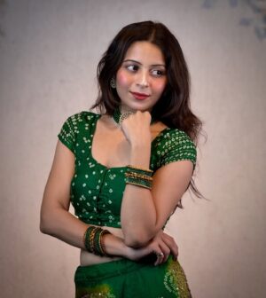 Damini Dave Instagram - I was both loved and hated for being upfront. But I was just being myself.

#daminidave #photoshoot #indian #look #ootd #vibes #positivity #instagram #igers #photography #instalike #instafashion