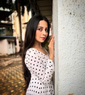 Damini Dave Instagram - Me,Myself and the Spotlight✨🧿

#daminidave #outdoor #iphone #iphonephotography #iphone15promax #instagram #tuesdaypost #tuesday #vibes #picoftheday #instagram #fame
