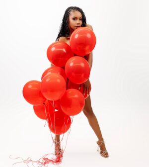 Danielle E. Hawkins Instagram - 🎈 📌  I’m the Only thing POPPIN’ around here! 💅🏾

📸 @adnowsnaps 

#derby #Yafavoriteauntie #thederbydiaries #daniellehawkins #feistyfunnyandfine #foreveryoung #fountainofyouth