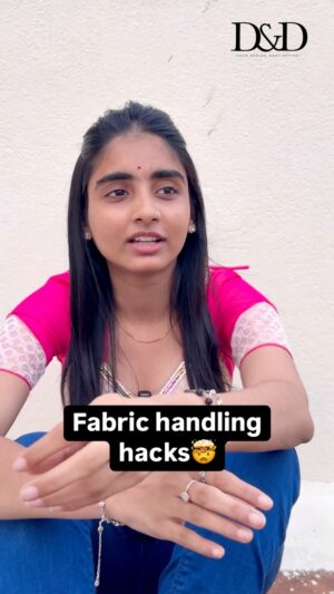 Dayalu Shemmozhi Instagram - Oru blouse la aachu indha lycra fusing try pannunga😍👉🏻

Lycra fusing worldwide shipping available at 
www.shop.Dayaludesigns.com ✅

Purchase link is available in bio ‼️

#soft #dayaludesigns #tipsandtricks #sewing #tailoring