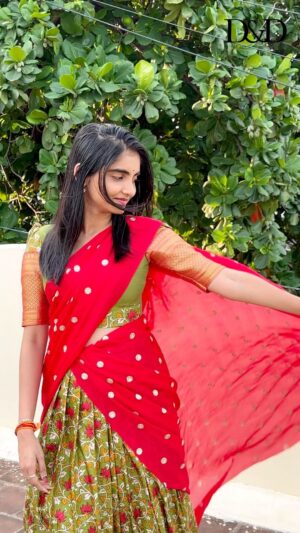 Dayalu Shemmozhi Instagram - Enroll Navratri Fusion now‼️to get this look💖