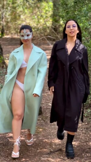 Diana Melancia Instagram - 🍉👅 As Peaky Blinders girls estão a caminho de ti 

#style #peakyblinders #walk #instareels #instadaily #fitness #fashion #summervibes