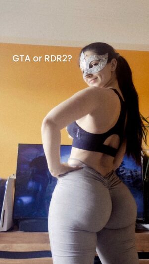 Diana Melancia Instagram - JUST ONE GAME 🎮🎮

#gta #grandtheftauto #gta5 #gta6 #rdr2 #reddeadredemption2 #ps5 #games #leggings