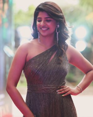 Dipshi Blessy Instagram - Hosted #raayan red-carpet ✨✨
For @suntv and @sunmusic_offl ❤️

📸: @s.a_arun_ 🙌