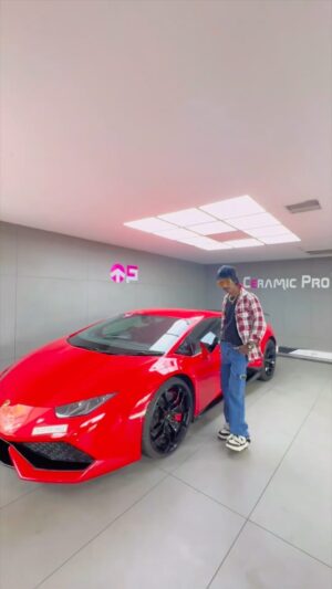 Dolly Chaiwala Instagram - @dolly_ki_tapri_nagpur After making Chai ☕️ for @thisisbillgates in Hyderabad 📍 , his passion for Supercars drives him down to Ceramic Pro - India ( KAVACA Showroom ) @sabooceramicproindia 
.
We wish You GOODLUCK @dolly_ki_tapri_nagpur bro & 🔜  you buy your own Lamborghini 🏎️ 

#moralofthestory #workhard #behumble #hardworkpaysoffs 💯 
Video edits @rahul_naidu.yt - @___vik_ram 

#trendingreels #dollychaiwala #billgates #microsoft #nagpur #hyderabad #reels #lamborghini #chai #reelsindia #reelviral #viralvideos #reelsinsta #ceramicpro #kavaca #cars #carsofinstagram #trendingnow #stayhumble #respect #hardwork #chaiwala #video #videooftheday #viral