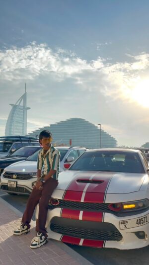 Dolly Chaiwala Instagram - Burj Al Arab 🔥🇦🇪
.
.
.
.
.
.
.
.
.
.
.
#dollychaiwala #dollykitapri #dollychai #dubai #dubailife #burjalarabdubai #trending #trend #trendingnow #trendingsongs #trendingreels #viral #viralreels #viralvideos #reels #reelitfeelit #reelkarofeelkaro #reelindia #explore #explorepage #foryou #foryoupage