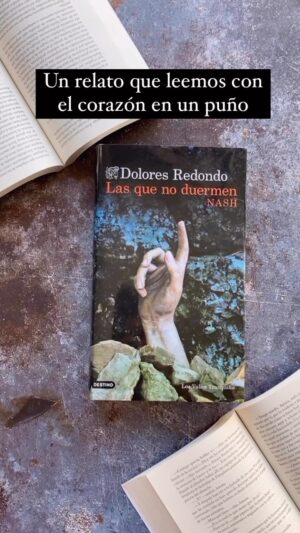 Dolores Redondo Instagram - Los acontecimientos se suceden vertiginosamente en un relato que leemos con el corazón en un puño, sin tregua, de la mano maestra de Dolores Redondo.

Las que no duermen. Nash, de Dolores Redondo. Disponible en todas partes. 

#Navidad #Regalos #novelanegra