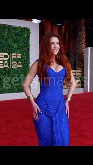 Emily Ashby Instagram - @redseafilm FF24  Dress by @albinadyla 💙

🎥 @gettyimages 
#redseafilmfestival  #gettyimages #actress #redhead #redcarpet #redcarpetfashion #redcarpetstyle