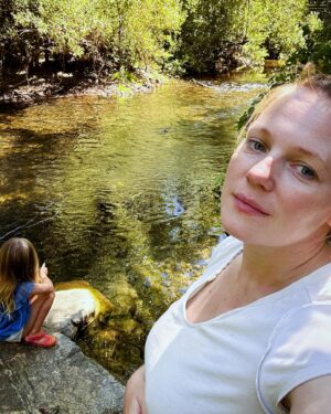 Emma Bell Instagram - This post partum experience has been miles different from the first time around. Better. More peaceful. More supported. I can’t express how isolating being a first time parent in a pandemic was. It is only now, thanks to my son for giving me the gift of this experience again, that I truly understand how devastating that period of time was for all of us. I wake up excited to be able to rewrite what babyhood feels like with him. Not fearing what exposure will do. Having friends and family hold him to give me a break. Planning our days around outings for Pfeiffer, outings where we all get to be social, to feel community, to know we are apart of a vibrant and warm fabric of people. It’s still hard, the work of a mother. But man, oh man, is it made easier by the support of the people you love.