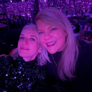 Ever Carradine Instagram - I think I kept taking pictures so I’d remember the night, but honestly, how could I ever forget it. Thank you @taylorswift for the show of a lifetime. It’s the end of an Era, and I can’t wait to see what’s next. 💕

#taylorswift #erastour #etastourtoronto