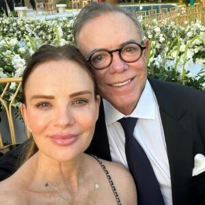 Gabrielle Anwar Instagram - Happiness #Candace&Carlos @shareefmalnik