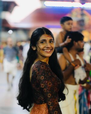 Gouri Gadhuzz Instagram - Guruvayoor🙏 #guruvayoorappan 

#guruvayoor  #fyp