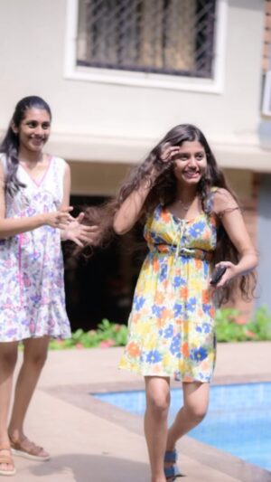Gouri Gadhuzz Instagram - Ayyo🥹😂🙏

#fyp #nivy #nivyynivedya