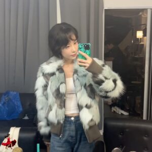 Ha Da-in Instagram - 🖤🤔🍬💃🏻🐩💡
 more