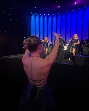 Harriet Dyer Instagram - september had big month energy 🌪️