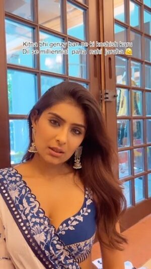 Hemanshii Ruparel Instagram - I wish I was never a millennial🥲

#love #loveyourself #lipsync #trendingaudio #audio #reels #reelsindia #trendingreels #eshadeol #ali #dhoom #yrfmusic #yrf #genzmemes #genz #humor #millennials #genre #reelitfeelit