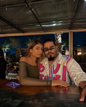 Hemanshii Ruparel Instagram - KALRA DIVAS 🥂 IT ISSSS
You are my saviour , my best friend “Thee Pookie” of my life and you know that 💛 
Today I celebrate you and the dhansu person You are.
Cheers to many more Birthdays together , creating beautiful Memories ❤️
Last picture still remains my favourite 🥂

#happybirthdaykalra #kalradivas #🥂