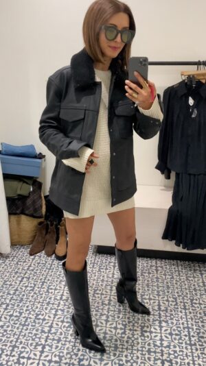 India de Beaufort Instagram - Links in Highlights ♥️ Dressing room shenanigans ♥️ #style #grwm #fashion #denim #stylist #streetstyle