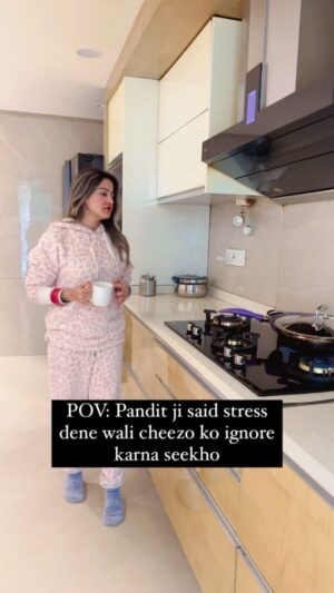Insha Ghai Instagram - I am doing as told!! 
#bornoninstagram #feelitreelit #funnyreel #funnyvideo #funnycomedy #meme #funnycontent #wifelife #happywife #comedy #comedyreels