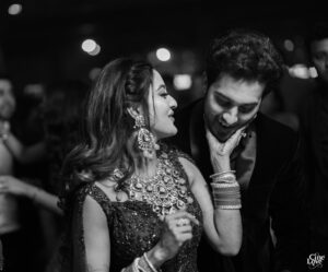 Insha Ghai Instagram - You’re forever and always the hero of my heart, the love of my life, my bestfriend❤️‍🩹
Pyaar dosti hai ♾️