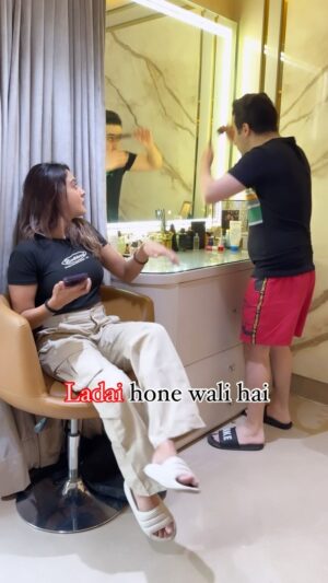 Insha Ghai Instagram - It’s serious!! 💀
#bornoninstagram #feelitreelit #funnyreel #funnyvideos #funnyreels #comedy #couplecomedy #couplegoals #couplelove #funnymeme #couples #meme #waitforit