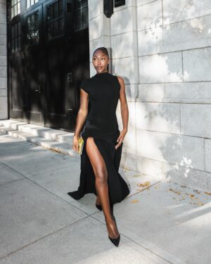 Isan Elba Instagram - Eeeeek! My first big girl investment and it’s for the @romeojulietnyc broadway show! Opening night felt like a little Isan’s dream come true. To many more! 

Thank you @mauricebensmihen for everything and congratulations on a successful show <3 

Styling by @kstewartstylist in @jadecropper 

📸 by @photo_tatianakatkova