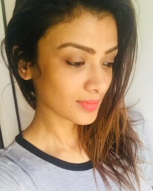 Ishita Vyas Instagram - Hello 👋