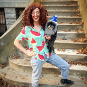 Jaime Lyn Beatty Instagram - “THE WIZARD AND I” (Except it’s a parody by Weird Al)🪗 🎶 Please submit lyrics….

#lastminutecostume #weirdalyankovic #wicked #halloween #arianagrande #weplannedthis #jeffgoldblum
