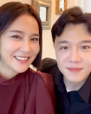 Jang Ga-hyun Instagram - 🎄 #메리크리스마스 
모두 즐거운 성탄절 보내세요~🥰🤗