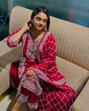 Jannat Toha Instagram - Dress: @abshopofficial1 ❤️