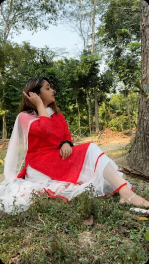 Jannat Toha Instagram - Dress: @afrineva09 ❤️