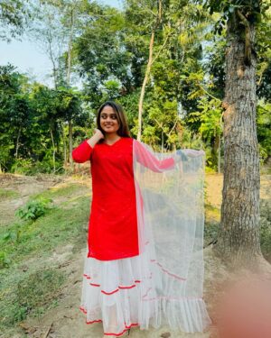 Jannat Toha Instagram - Dress: @afrineva09 ❤️