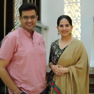 Jaya Kishori Instagram - It is always a good time
with you @officesonusharma ji 🤗
Thank you for showering so much 
love and respect always 🌸🙌🏻

#jayakishori #sonusharma