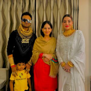 Jaya Kishori Instagram - 🇮🇳GOLDEN GUYS OF  INDIA🇮🇳 WITH @iamjayakishori Motivational Speaker, Spiritual Orator & Life Coach. Motivational Talks. She has an incredible zest for motivating people.