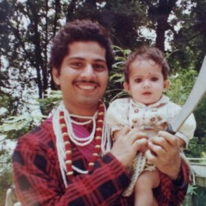 Jaya Kishori Instagram - Never lose the kid inside you ☺️👶🏻

#jayakishori #childhood #happychildrensday #innocence #happiness #pure #love