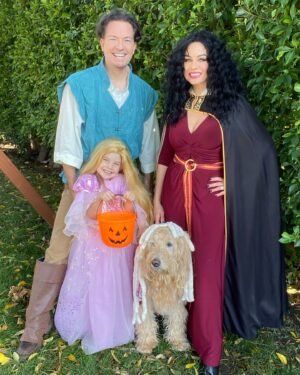 Jessica Collins Instagram - Memories of Halloween Past… 👻🎃